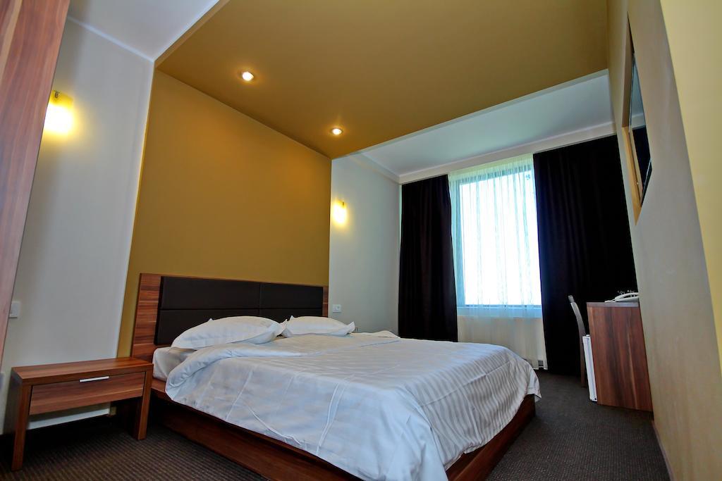 Hotel Eden Tulcea Camera foto