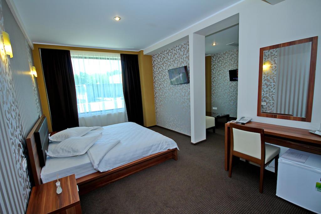 Hotel Eden Tulcea Camera foto